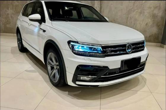VOLKSWAGEN TIGUAN 2.0 350 TSI GASOLINA ALLSPACE R-LINE 4MOTION DSG VOLKSWAGEN TIGUAN 2.0 350 TSI GASOLINA ALLSPACE R-LINE 4MOTION DSG